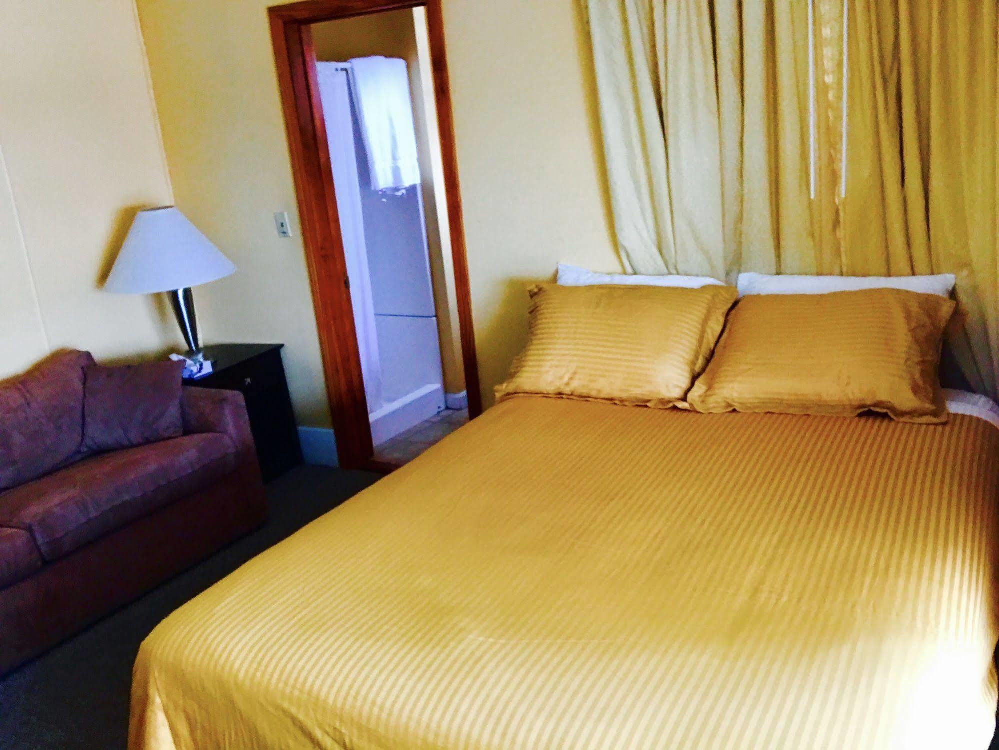 The Moulton Hotel แฮมป์ตัน ภายนอก รูปภาพ