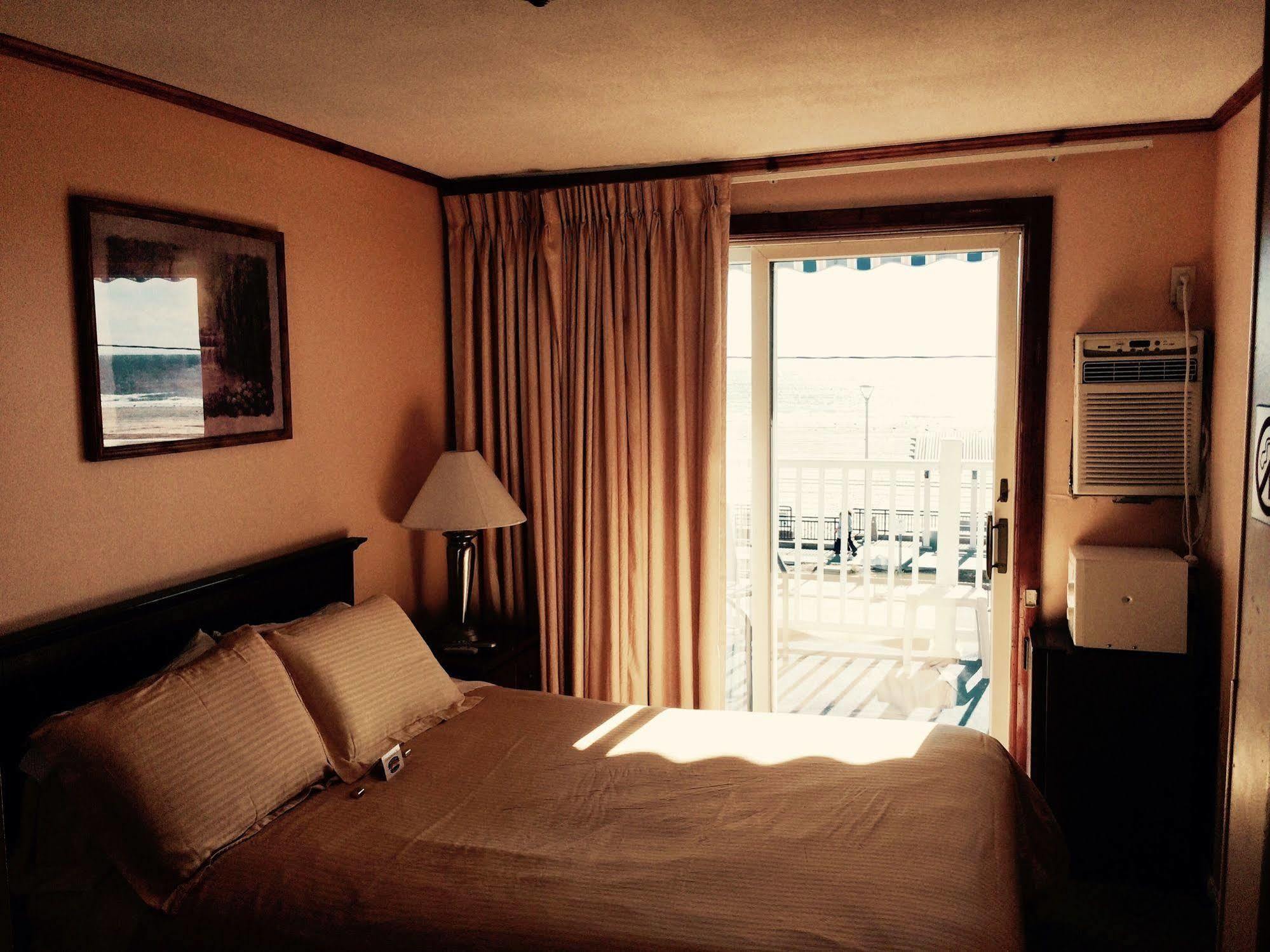 The Moulton Hotel แฮมป์ตัน ภายนอก รูปภาพ